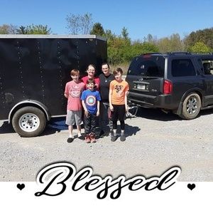 Meet your Posher, Becky